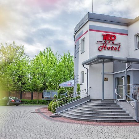 Hotel Ted Радомско Экстерьер фото