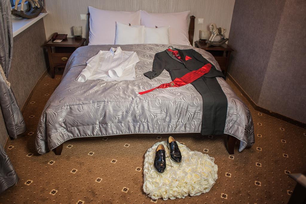 Hotel Ted Радомско Экстерьер фото