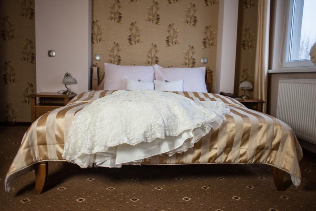 Hotel Ted Радомско Экстерьер фото