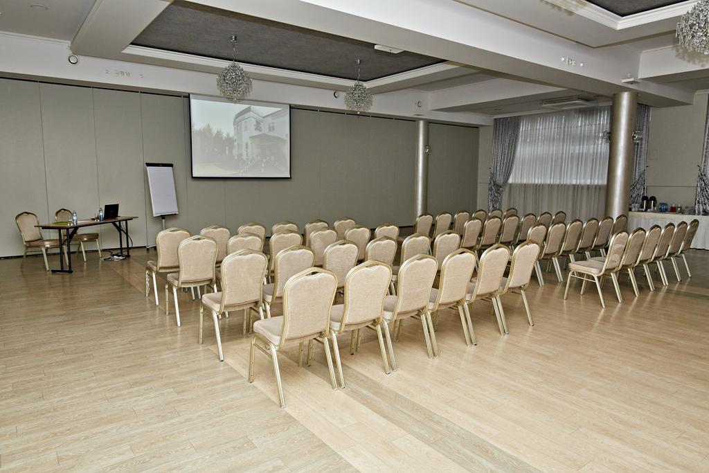 Hotel Ted Радомско Экстерьер фото