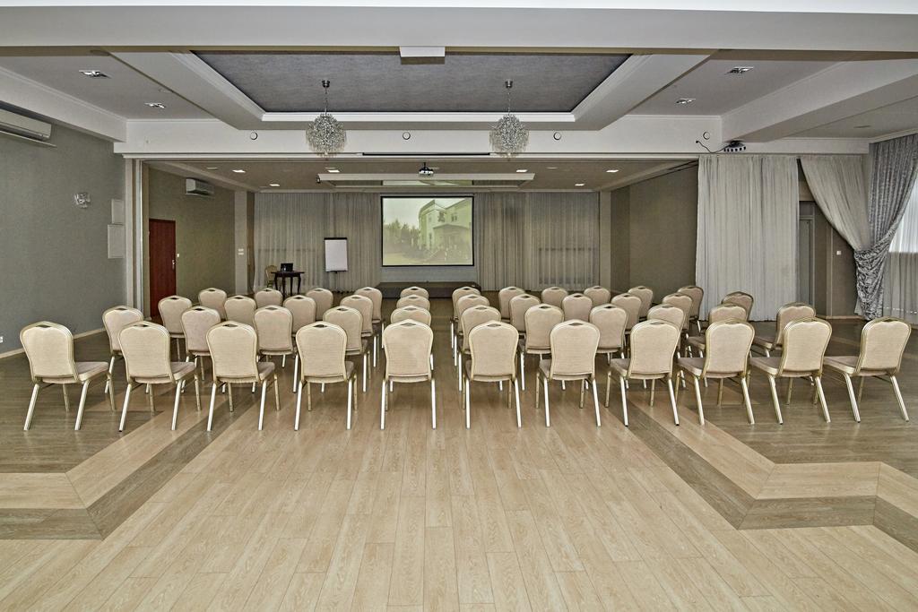 Hotel Ted Радомско Экстерьер фото