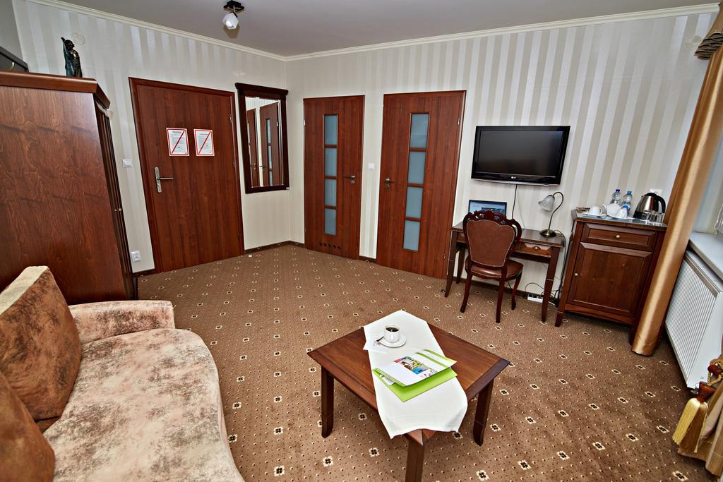 Hotel Ted Радомско Номер фото